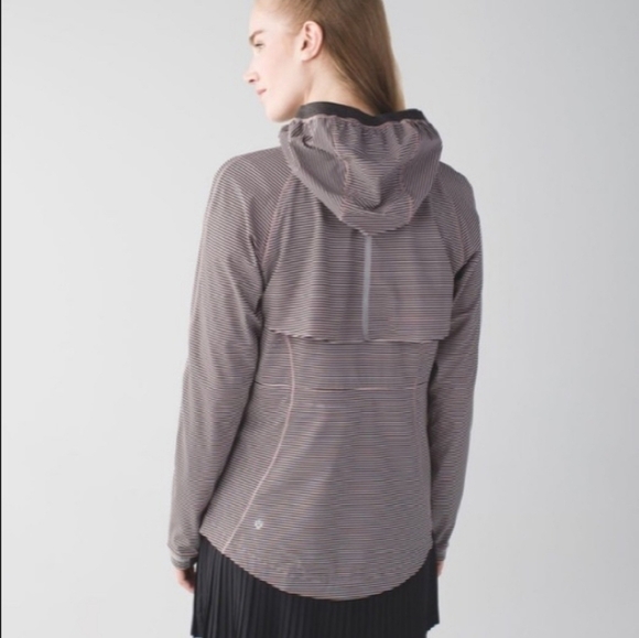 Lululemon Go The Distance Jacket Mini Pop Stripe Printed  Size 4 - Picture 8 of 10